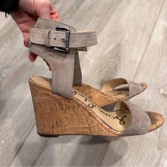 Two Strap Wedge - Picture 8 of 8